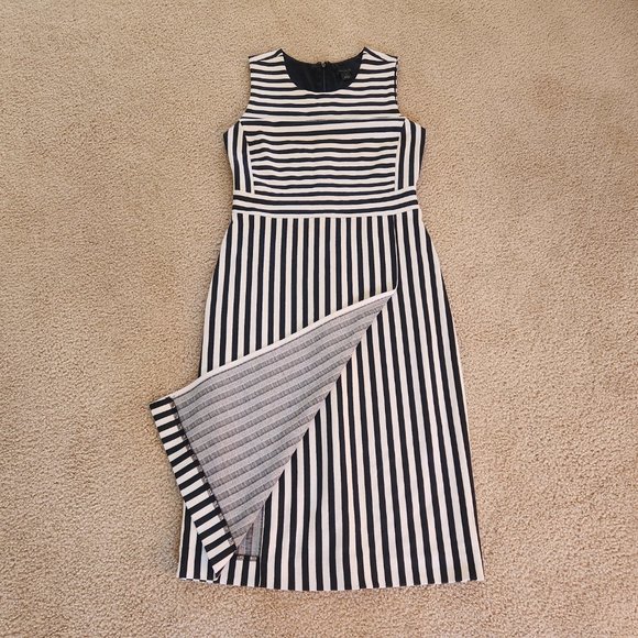 Ann Taylor Dresses & Skirts - Ann Taylor Striped Sheath Dress